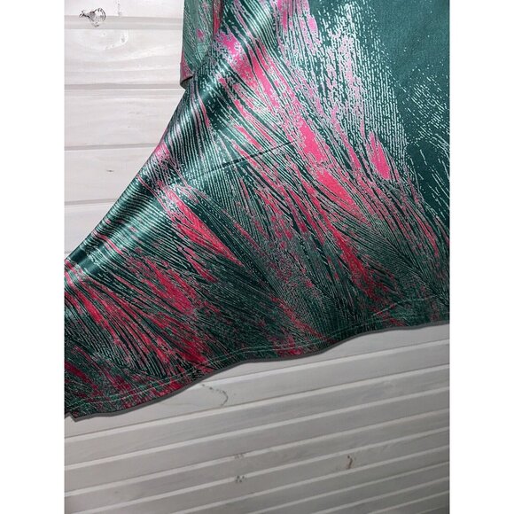 NWT LILY By Firmiana Sz PLUS 4X Tunic Blouse Green Pink Feather Print Stretch - Picture 4 of 9